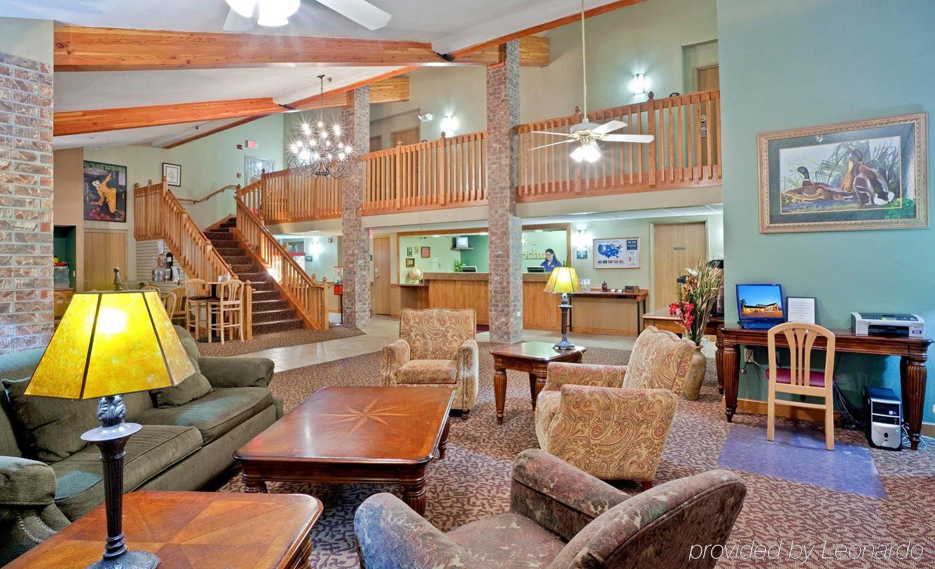 Rodeway Inn Hesston Esterno foto